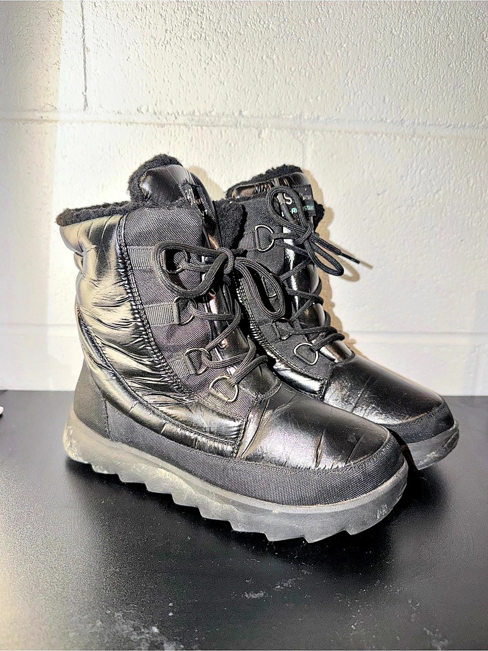 BOBS from Skechers BOBS Alpine Black Water Resistant Boots US 7